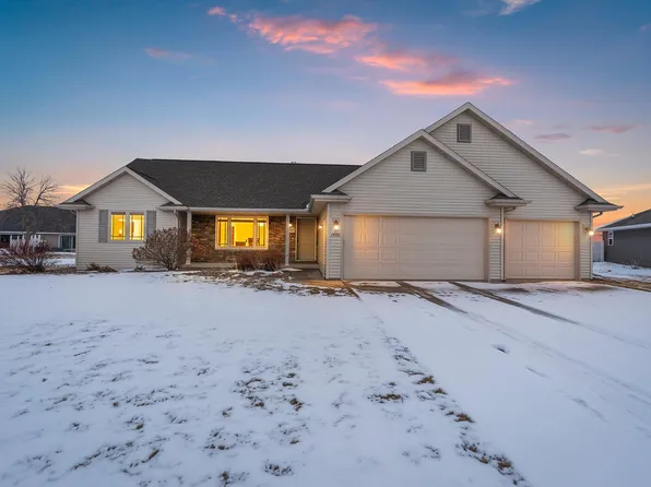 1728 Ballinamore Pl, De Pere, WI 54115