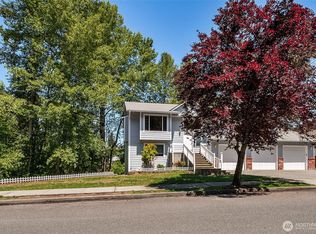 2111 22nd AVE SE, Puyallup, WA 98372