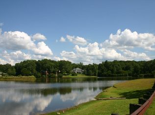 445 Marina Point Rd UNIT A104, Dadeville, AL 36853