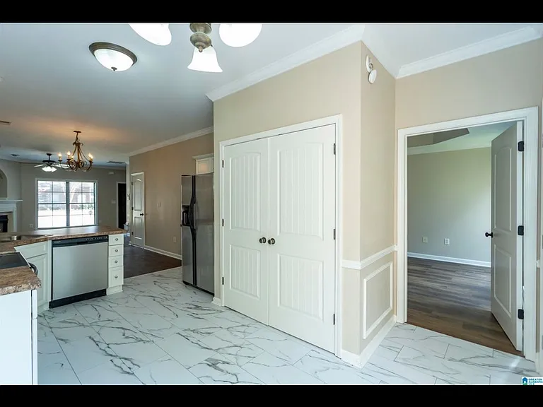 4137 Seabrook Ln — Photo 10