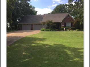 1335 N Plum St, Booneville, AR 72927