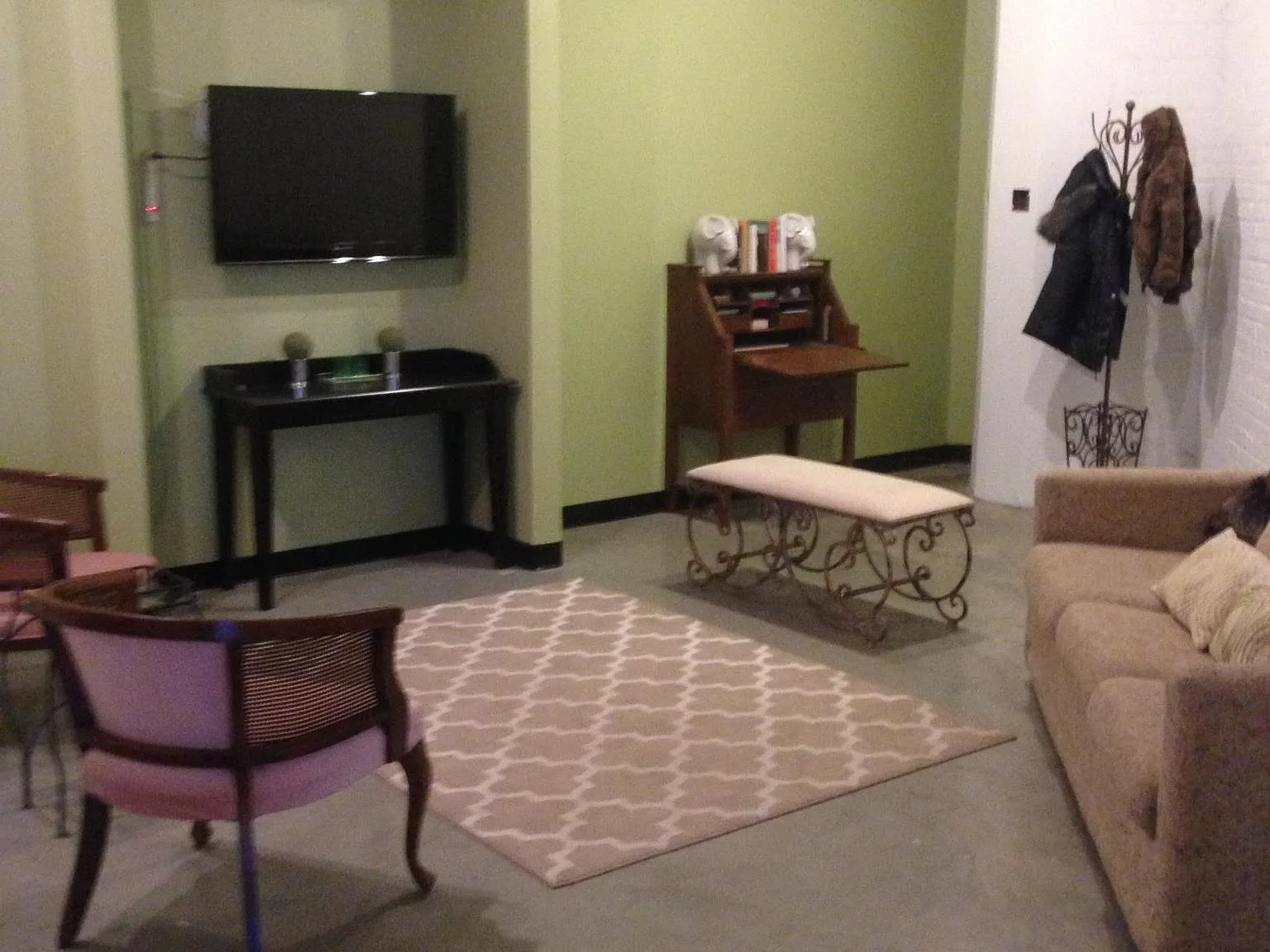 2520 S 3rd St — Photo 3