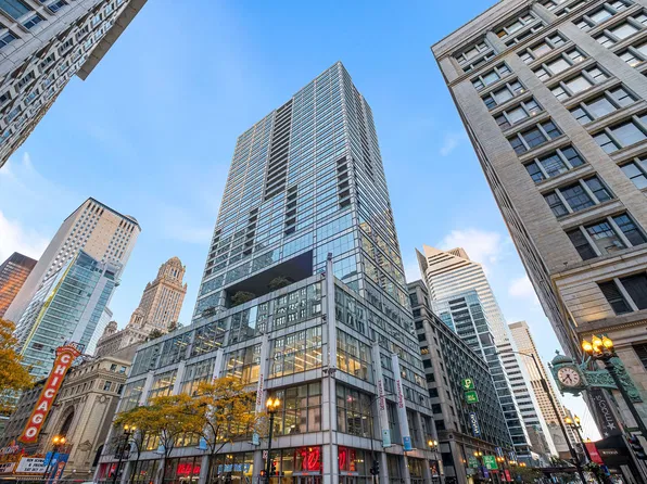 8 E Randolph St Unit 1605, Chicago, IL 60601