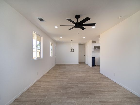 4th image of 332 W Frazier Street