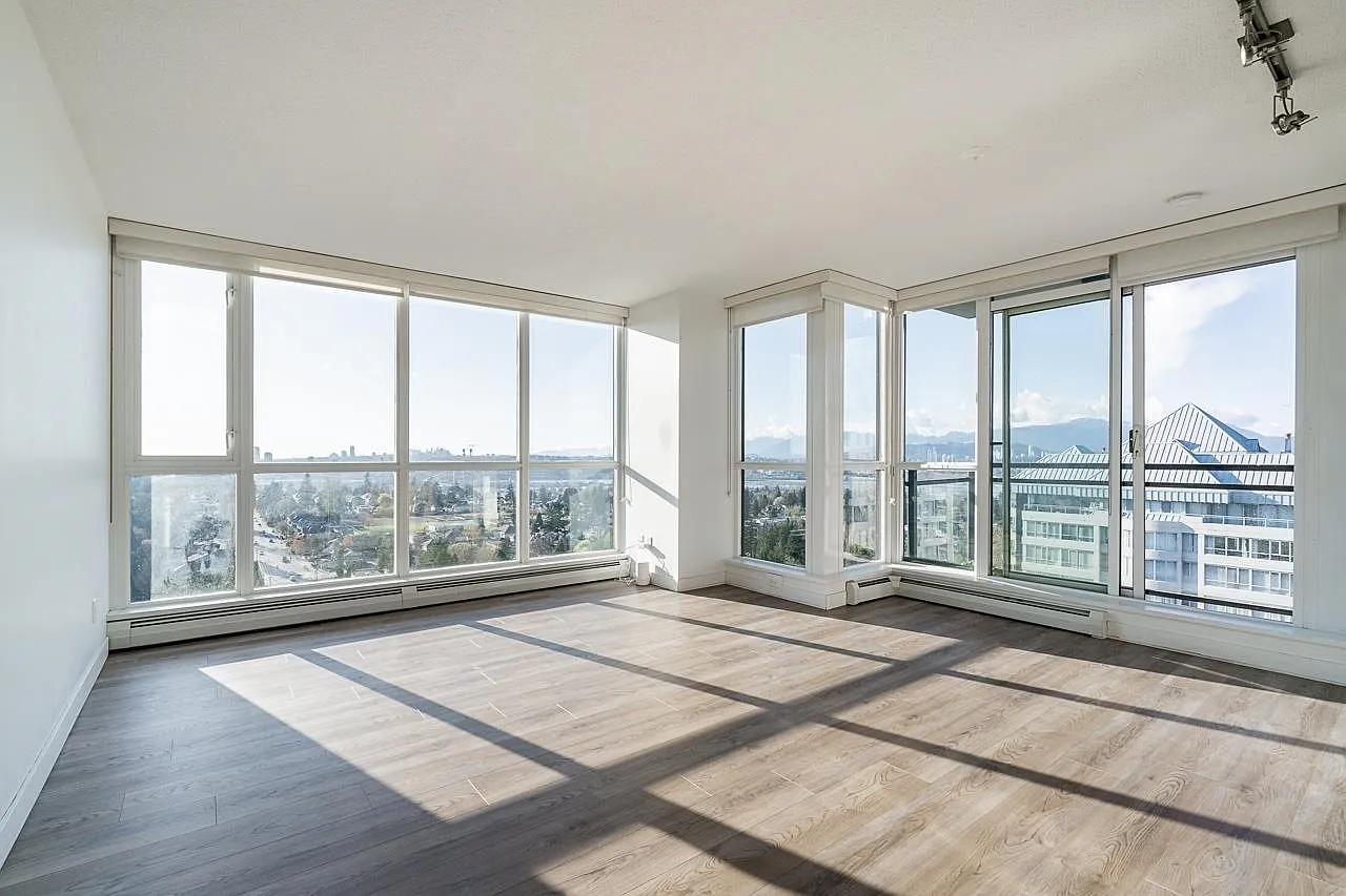 3 bed, 760 sqft, $2,400 — Photo 4