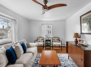 1 Boardman St APT 6, Salem, MA 01970
