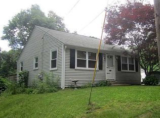 34 Summit Rd, Cumberland, RI 02864