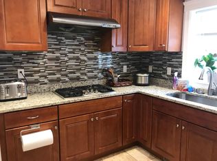 64 Scotch Pond Pl, Quincy, MA 02169