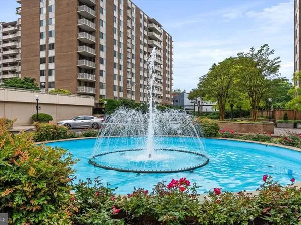 3001 Veazey Ter NW APT 1412, Washington, DC 20008