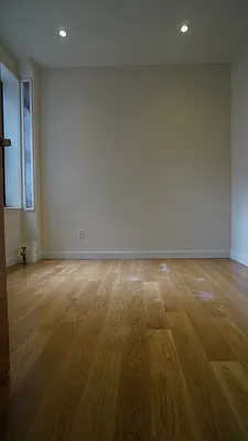 Rented by R New York | media 41