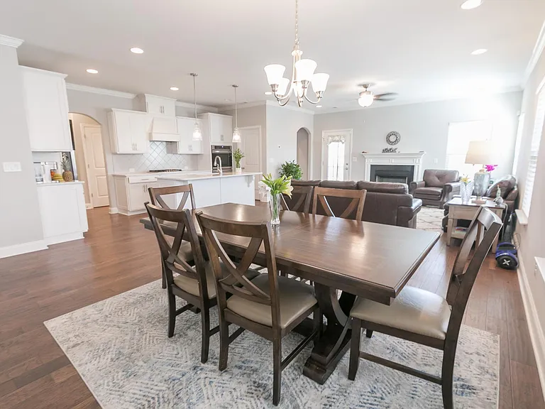 1055 Crisp Spring Dr — Photo 19