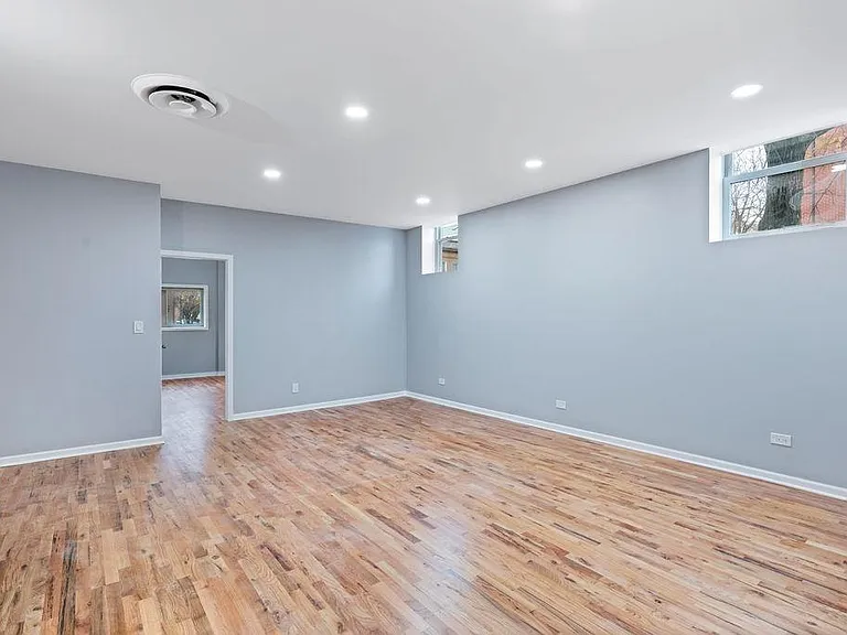 2900 N Damen Ave #1F — Photo 8