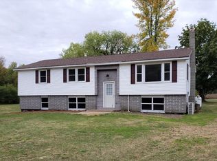 185 Soper St, Morrisonville, NY 12962