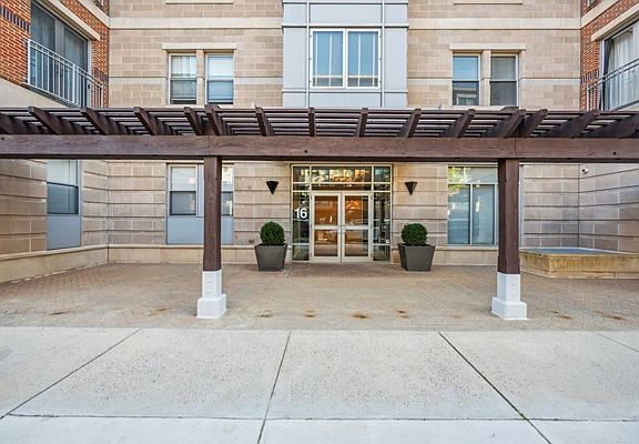2nd image of 16 Miner St #403