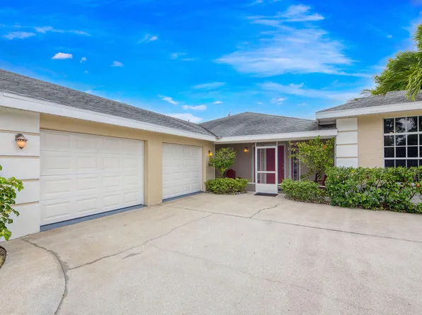 1641 SW Diamond Street, Port St Lucie, FL 34953
