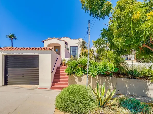 1066 W 1st St, San Pedro, CA 90731