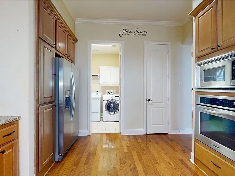 8538 Sunrise Meadow Ln — Photo 14
