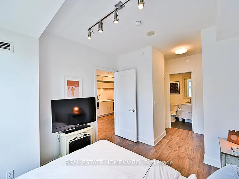 38 Cameron St #610 — Photo 19