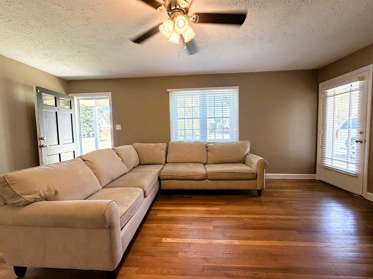 **Charming 2BR Home with Original Hardwood & Built-Ins — Photo 2