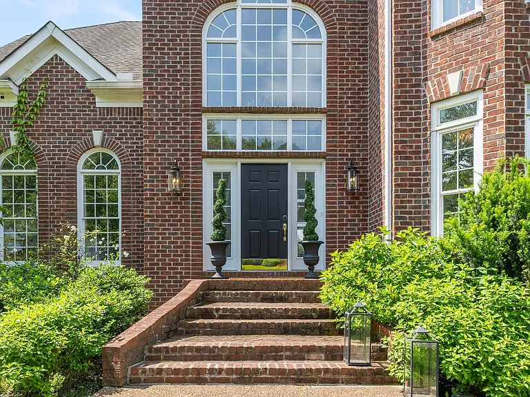 9435 Norwood Dr — Photo 5