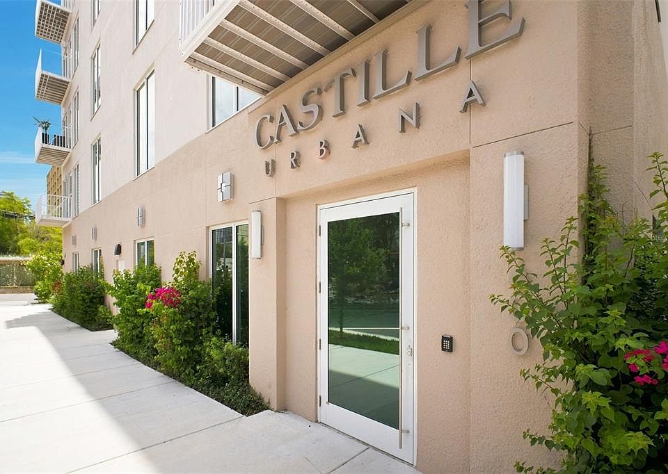 1st image of 600 3RD AVENUE S #302