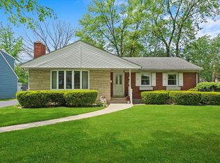 1350 Perry St, Crete, IL 60417