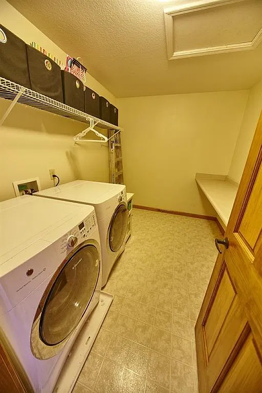 3830 Claystone Cove — Photo 3
