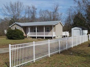 135 Winfield Ln, Decatur, TN 37322