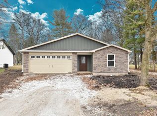 994 E 8th St, Fowler, IN 47944