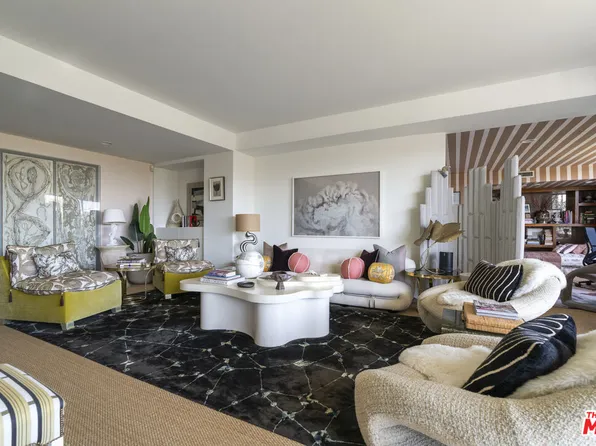 818 N Doheny Dr APT 302, West Hollywood, CA 90069