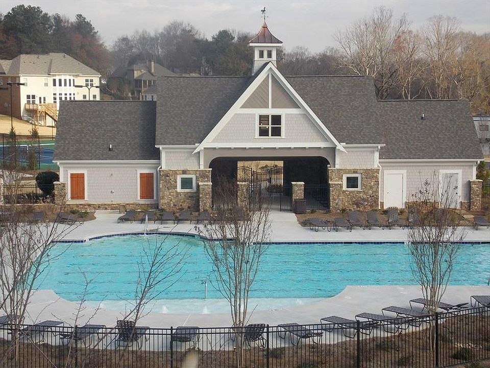 2nd image of 6045 Pennant Ln