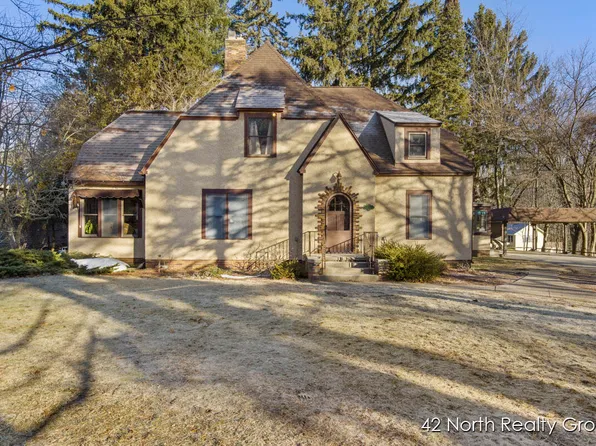 1712 Forest Park Rd, Muskegon, MI 49441