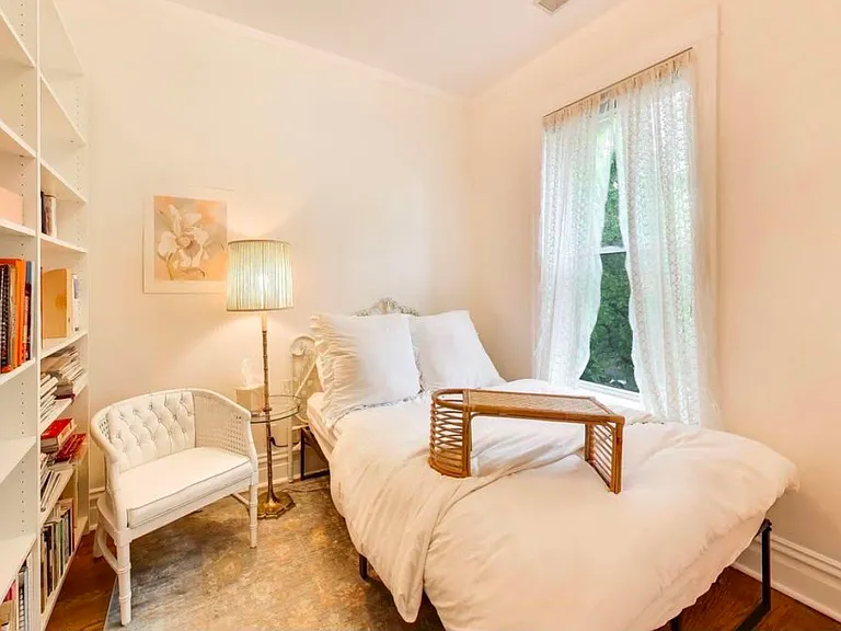 1331 W Norwood St #2 — Photo 7