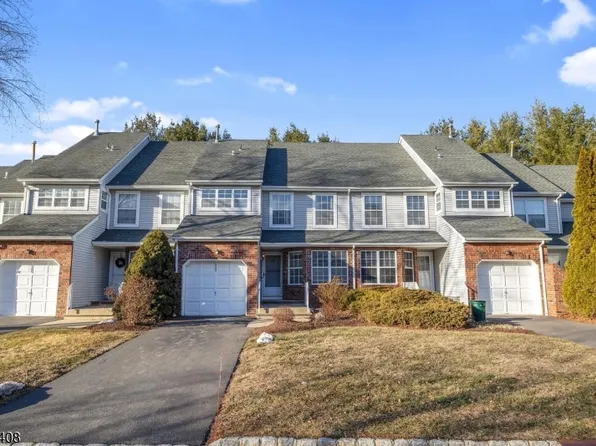 2303 Scarlett Dr, Washington Twp., NJ 07853