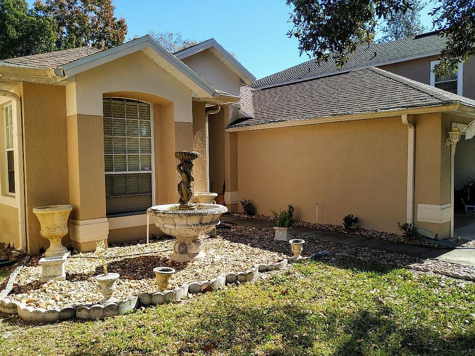 1st image of 169 Hanging Moss Dr