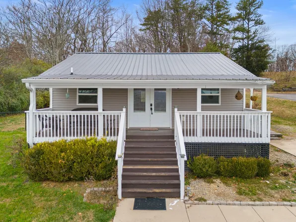 528 W 8th North St, Morristown, TN 37814