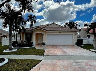 16310 SW 6th St, Pembroke Pines, FL 33027