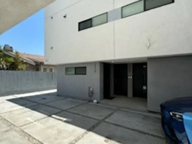5456 Barton Ave — Photo 14
