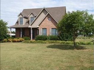 70 Meredith Ln, Guthrie, KY 42234