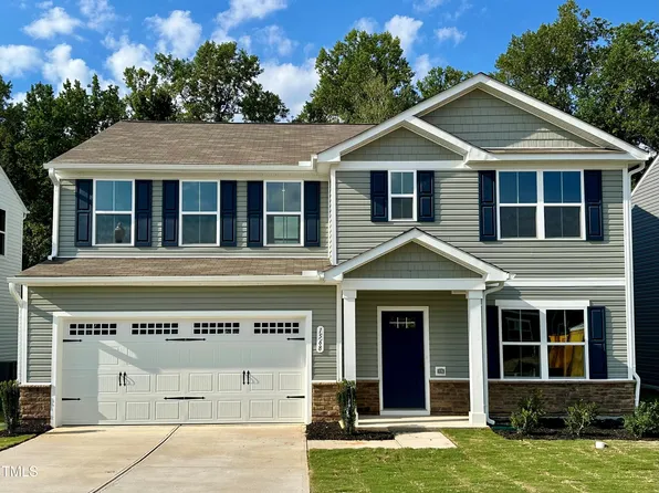 1568 Ivy Meadows Ln, Zebulon, NC 27597