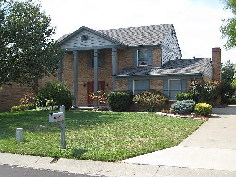 2nd image of 1017 Lakeville Dr