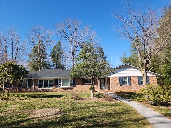 1220 Woodmont Dr