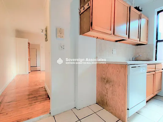 Rented by Sovereign Associates | media 28