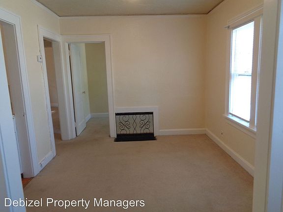 3rd image of 1318 1st St W