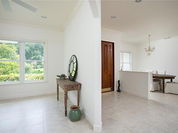 5th image of 1761 Bay Oak Cir