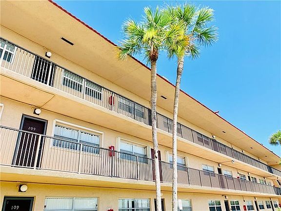 3rd image of 2500 Coral Springs Drive #212
