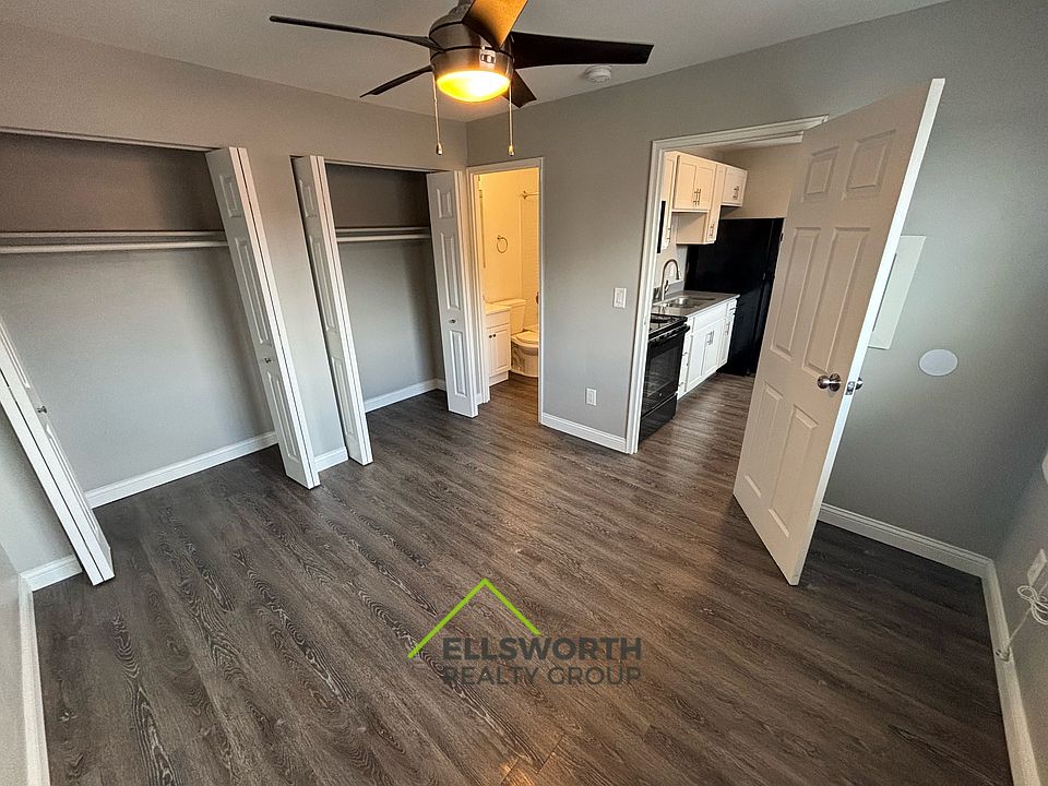 2nd image of 2208 Lawn Ave APT 8