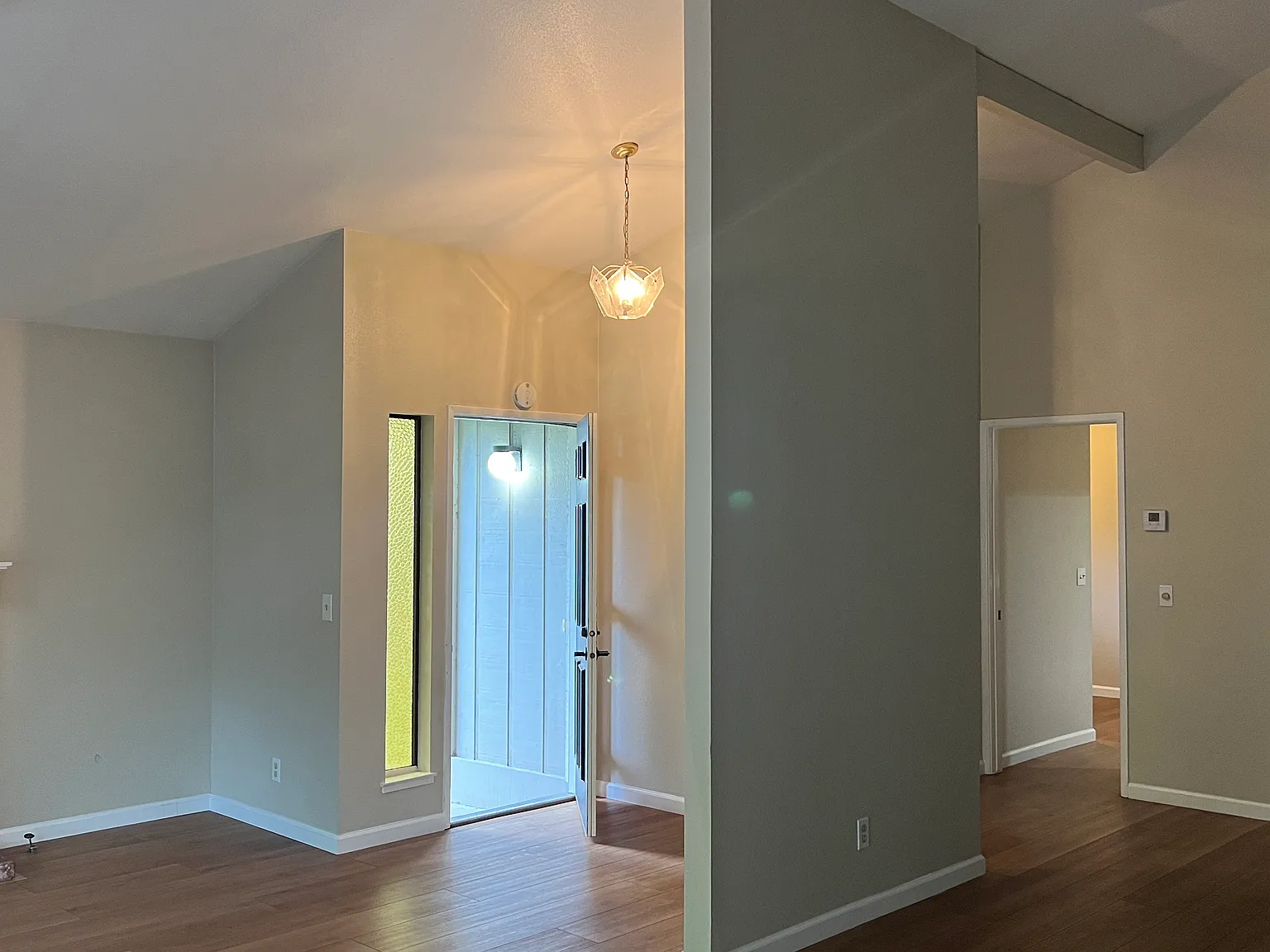 2 bed, 1520 sqft, $3,900 — Photo 2