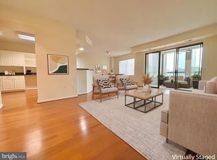 3200 N Leisure World Blvd APT 704, Silver Spring, MD