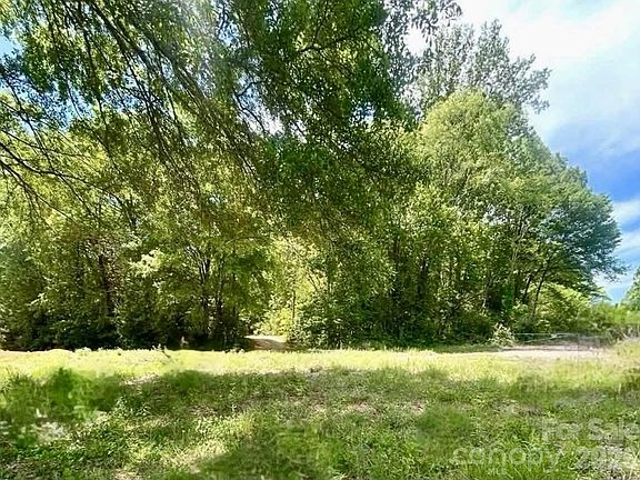 4th image of 1282 Pole Branch Rd